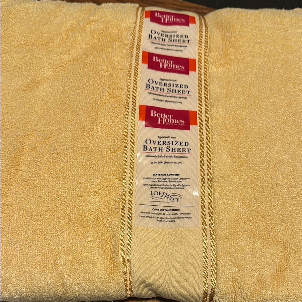 Better Homes and Gardens oversized Yellow Bath Sheet